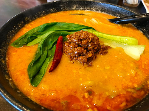 ラーメンとんとん 金沢担々麺