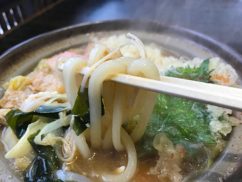味噌煮込うどんの麺