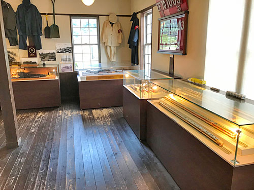 旧敦賀港駅舎内部の様子