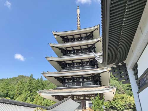 造形が美しい五重塔