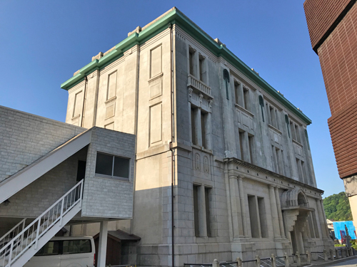 敦賀市立博物館の外観