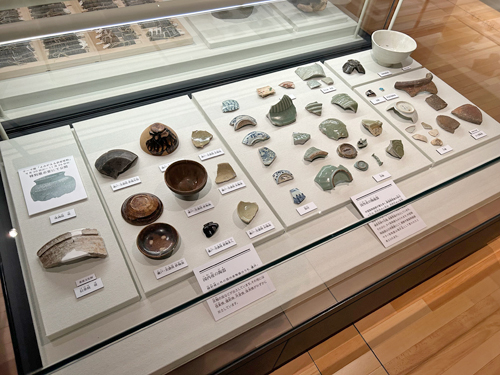 基本展示室の陶磁器