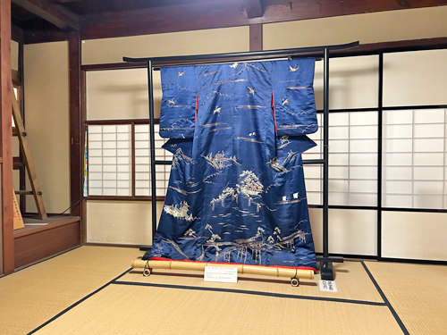 豪華な振袖